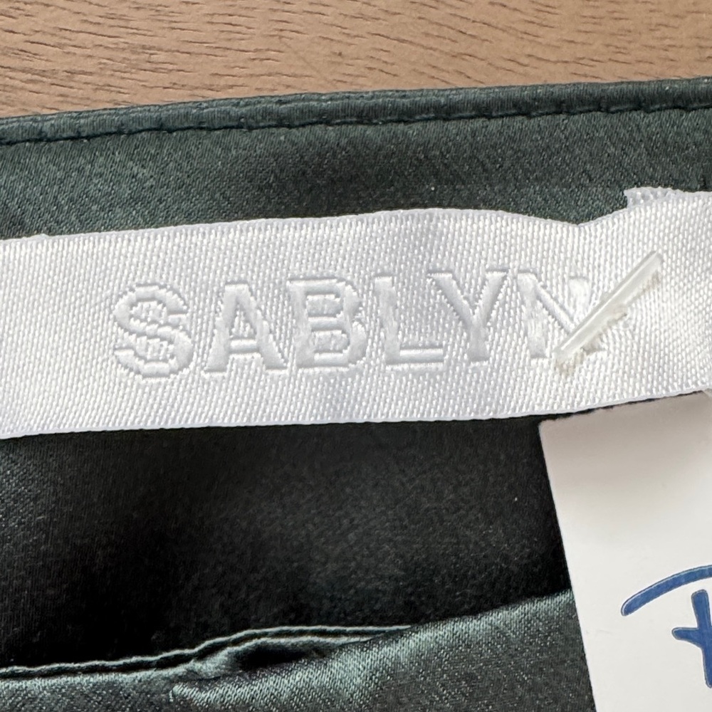 Sablyn green silk set.  NWT Dark Green Pants and  sleeveless top-worn 1x - Picture 6 of 13